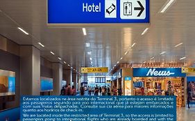 TRYP BY WYNDHAM São Paulo Airport - Hotel de Transito Terminal 3 INTERNACIONAL - Lado Ar - Área restrita á passageiros já embarcados e sem bagagens para despachar - Transit Hotel, only carry-on